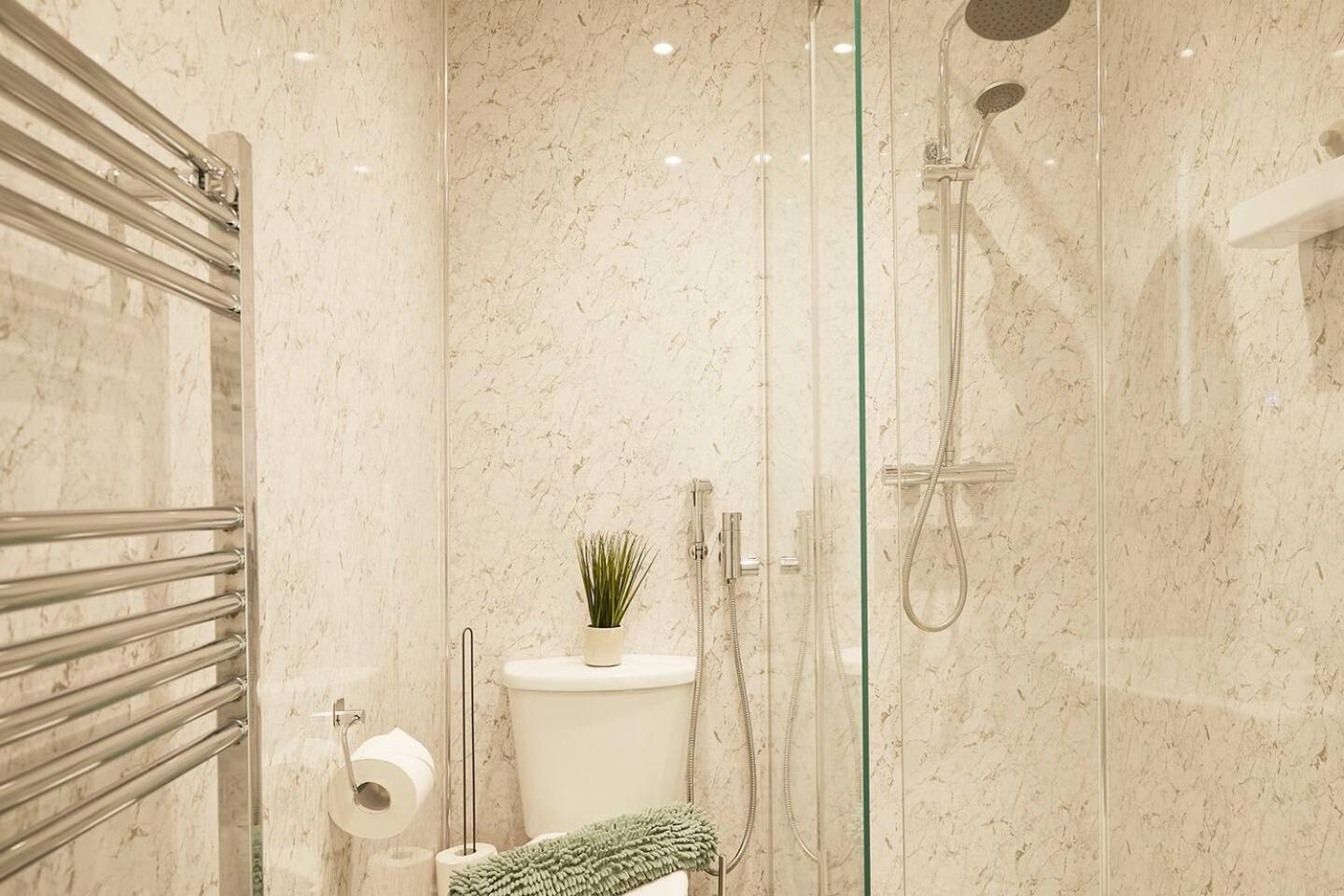 Sea View Serenity Breath Taking Sea View Sleeps 4 Scarborough Extérieur photo